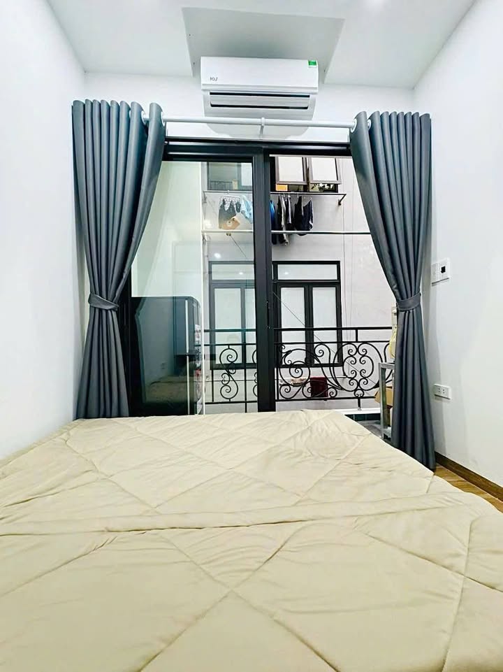 Thuê căn hộ Studio Hoàng Ngân Thanh Xuân - Ban công thoáng, ở ngay!