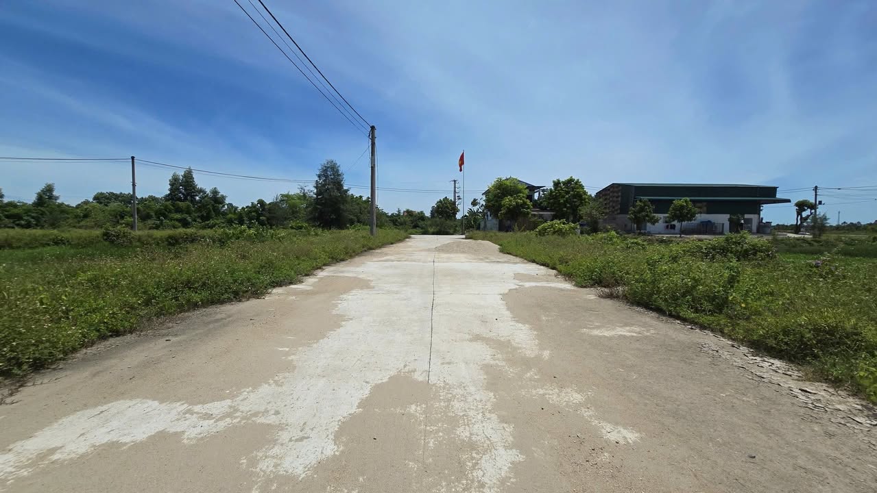 Đất nền Thạch Đài TP Hà Tĩnh 110m² 1.9 tỷ - Sổ đỏ chính chủ!