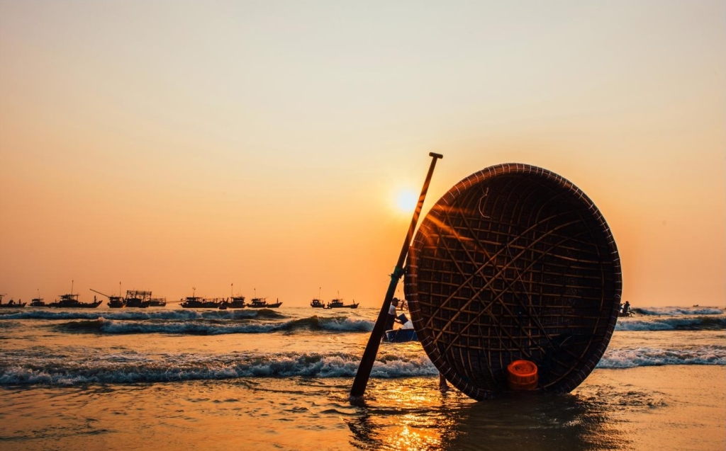 Đất Nền 2 Mặt Tiền Biển Bình Nam 1350m² - Sổ Hồng Sẵn Sàng Đầu Tư