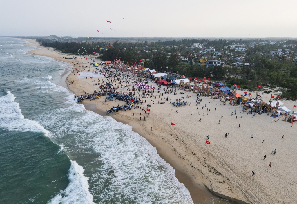 Đất Biển Bình Nam Quảng Nam 2000m² - Sổ Hồng Riêng, Ô Tô Tận Nơi