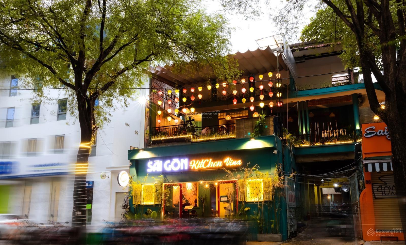 Mặt bằng Nguyễn Du Q1 - 200m², Kinh doanh Sầm uất, Giá 80 Triệu/Tháng