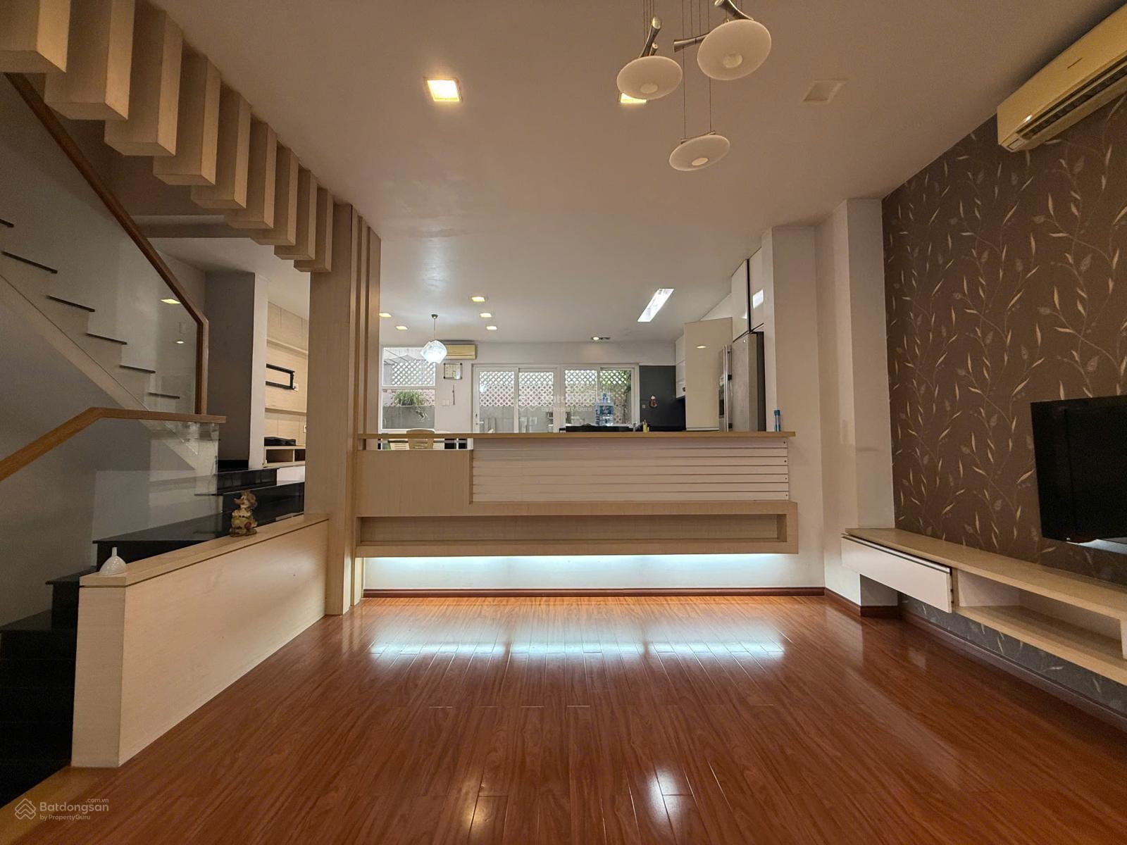 Nhà Nguyên Căn 4 Tầng + Hầm 102m² Q7 - Kinh Doanh Đắc Lợi