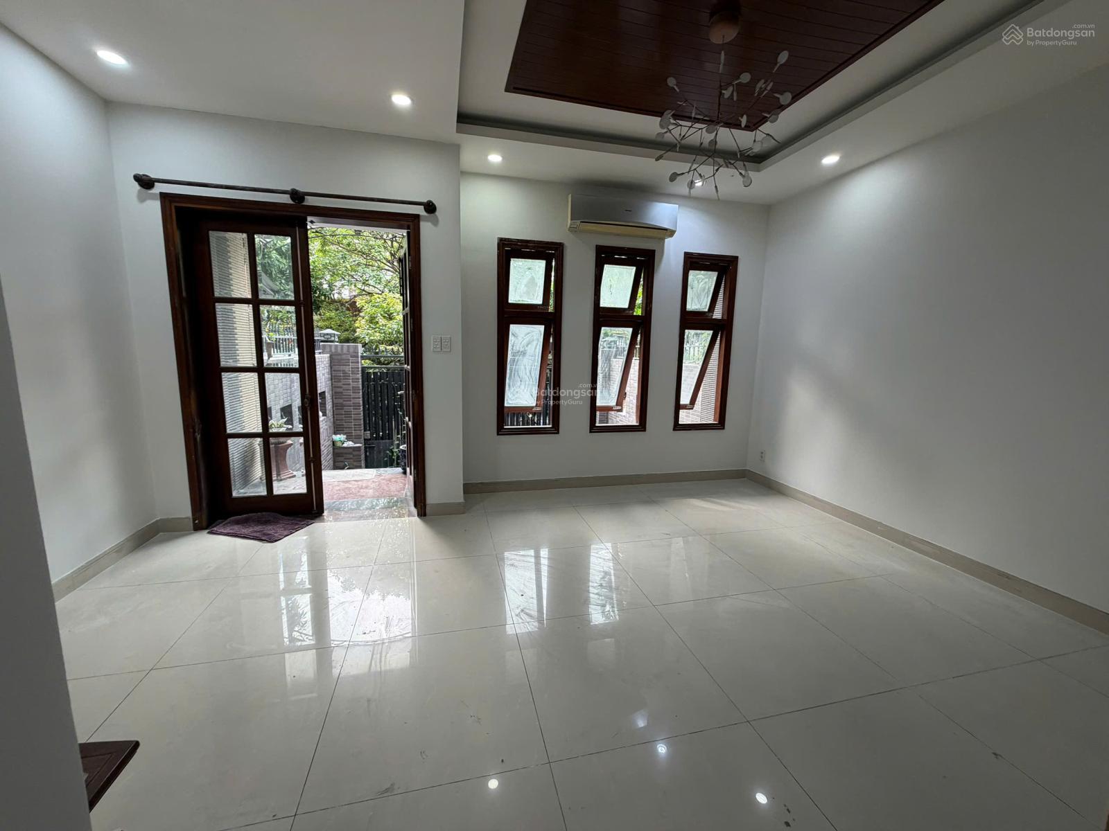 Cho thuê Nhà phố 450m² đường 52, TP Thủ Đức - Vị trí kinh doanh đắc địa