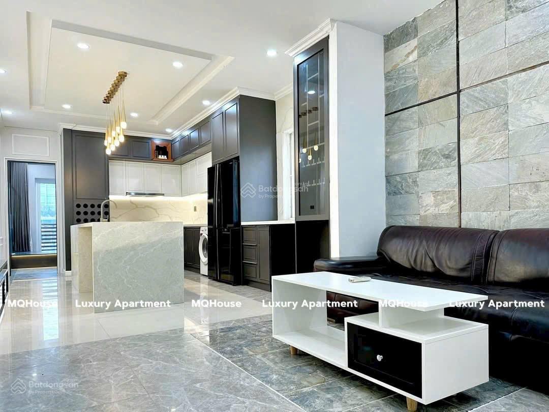 Cho thuê căn hộ 70m² Quận 10 - Full nội thất, Vị trí đắc địa