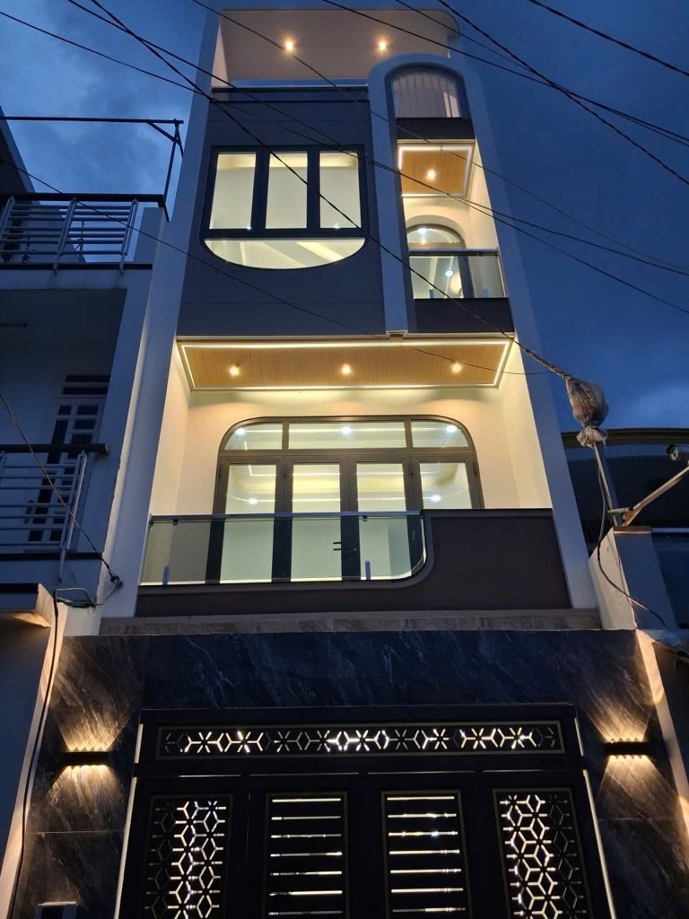 Nhà phố Bình Trị Đông 48m² 6.25 tỷ - Ô tô vào tận nhà!