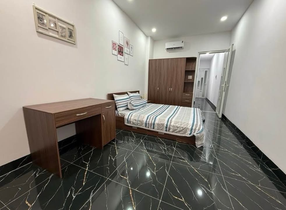 Nhà Liền Kề 130m² HXH Hiệp Bình Chánh, Thủ Đức - Giá 6 Tỷ TL