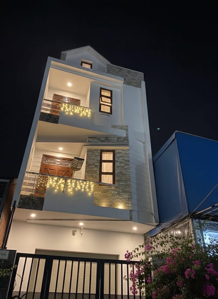 Nhà Nguyễn Hiền KDC 91B Cần Thơ - 100m² Full Thổ Cư, 7PN, Giá 9.5 Tỷ