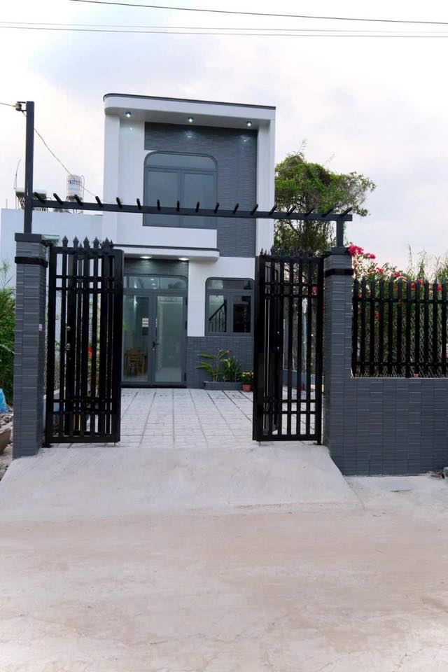 Nhà trệt lửng 84m² Cần Thơ - 2PN, sân ô tô, gần Chợ Cầu Ván