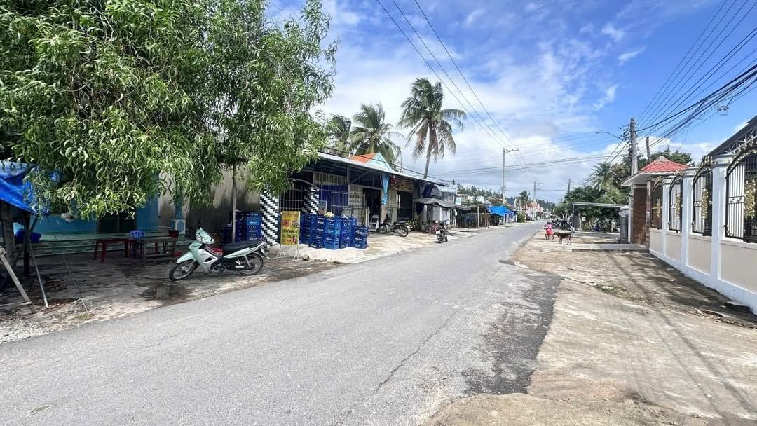 Đất Vạn Hưng, Khánh Hòa - 230m² Thổ Cư, Sổ Hồng Riêng, Giá Tốt