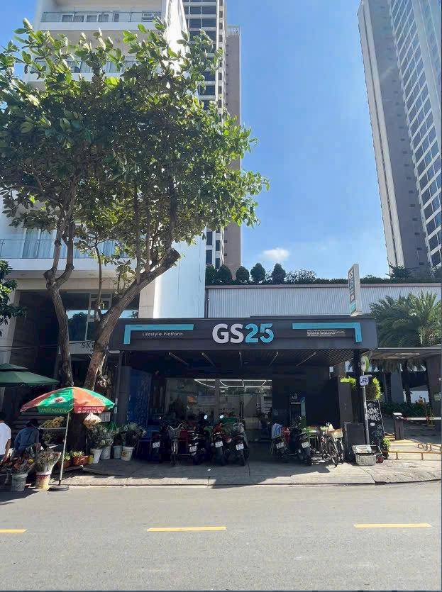 Mặt Tiền Quốc Hương Thảo Điền - Nhà 8 Tầng 110m² - 33 Tỷ