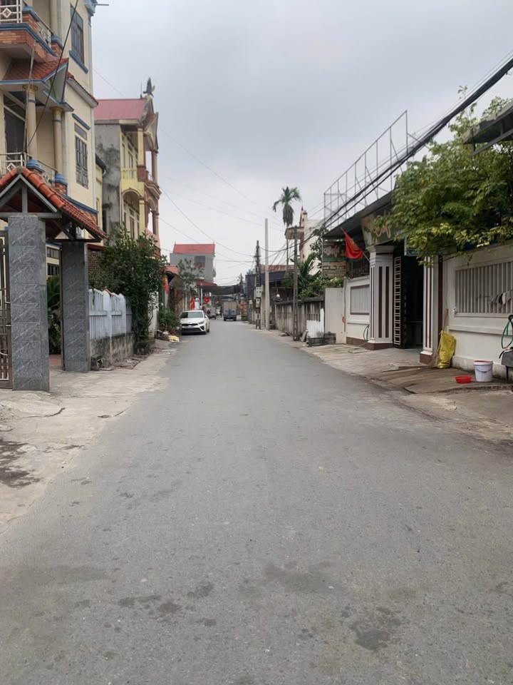 Đất Sổ Hồng 77m² Hướng Đông Bắc - Giá 1 Tỷ Gia Bình