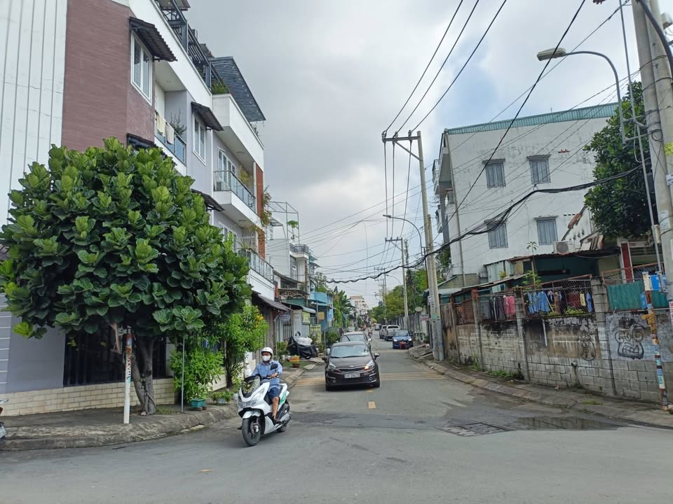 Đất Mặt Tiền Thủ Đức 96m² Giá 9.6 Tỷ - Vị Trí Kinh Doanh Đắc Địa