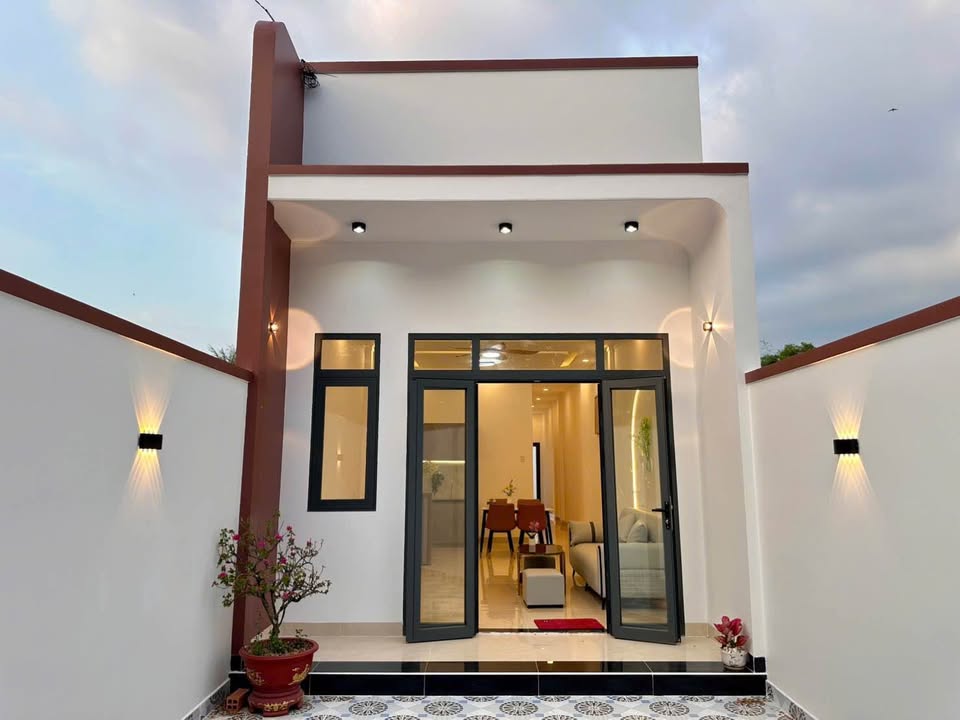 Bán nhà Mỹ Phong TP. Mỹ Tho 120m² giá 1.55 tỷ - Sổ hồng sẵn ở ngay!