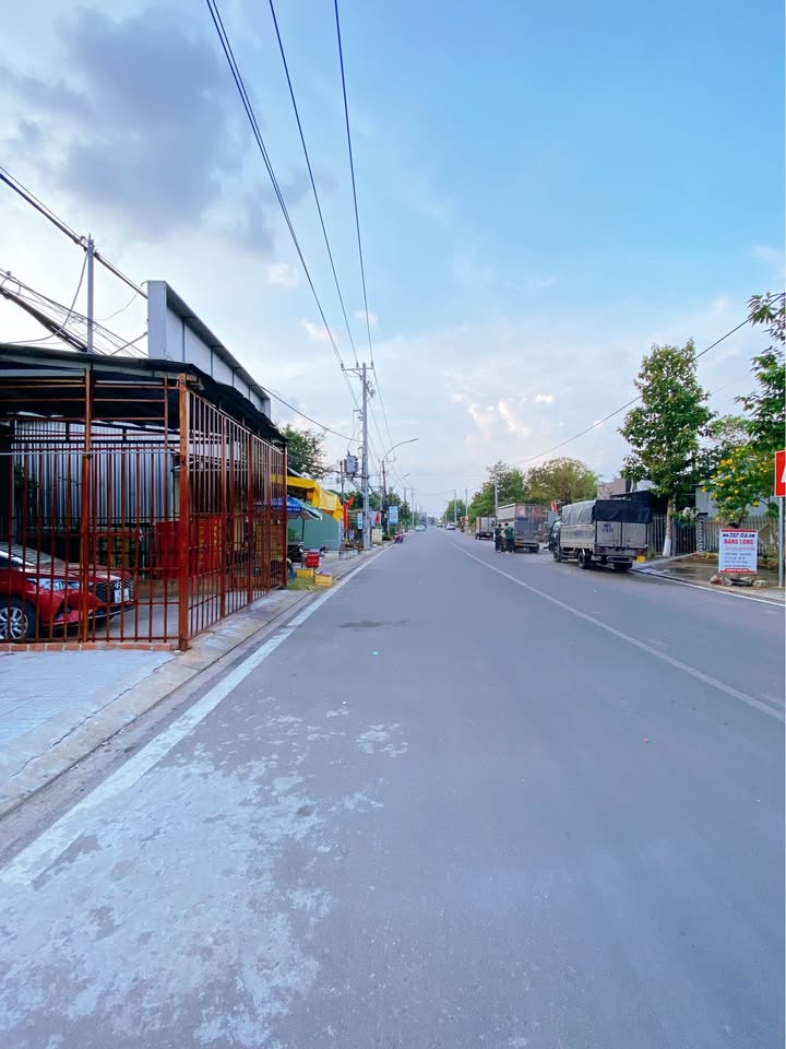 Nhà Mặt Tiền Rạch Giá 135m² - Kinh Doanh Sầm Uất Đường Lâm Quang Ky