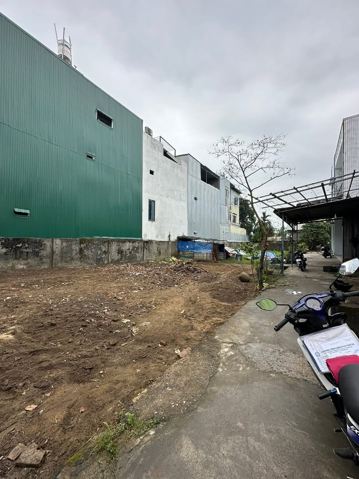 Đất nền Hùng Vương, Quảng Ngãi 50m² - Hướng Tây, giá 8xx Triệu