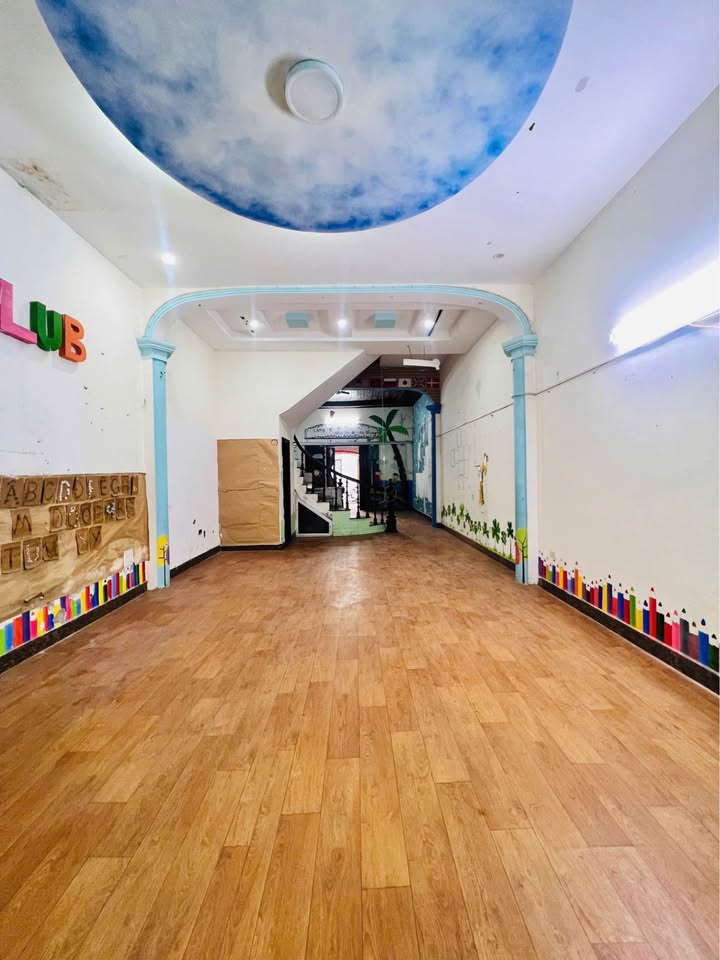 Bán nhà Ba Đình đường Bưởi 185m² giá 84 tỷ - Vị trí đắc địa lô góc VIP