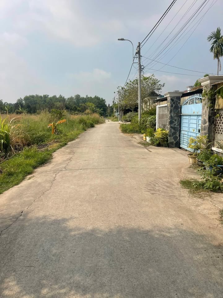 Đất Vườn Củ Chi 1100m² - Sổ Đỏ Rõ Ràng, Giá Đầu Tư 4.3 Tỷ