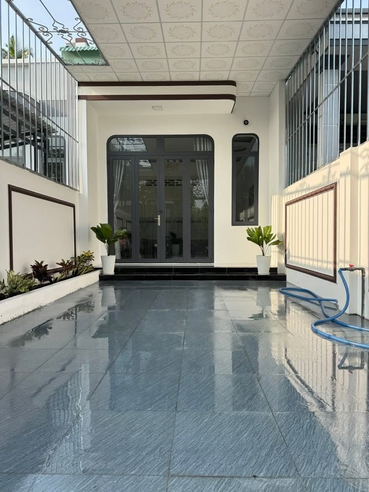 Nhà 120m² Long Hoa, Tây Ninh - Mới 100% Tặng Nội Thất, Giá 1.348 Tỷ