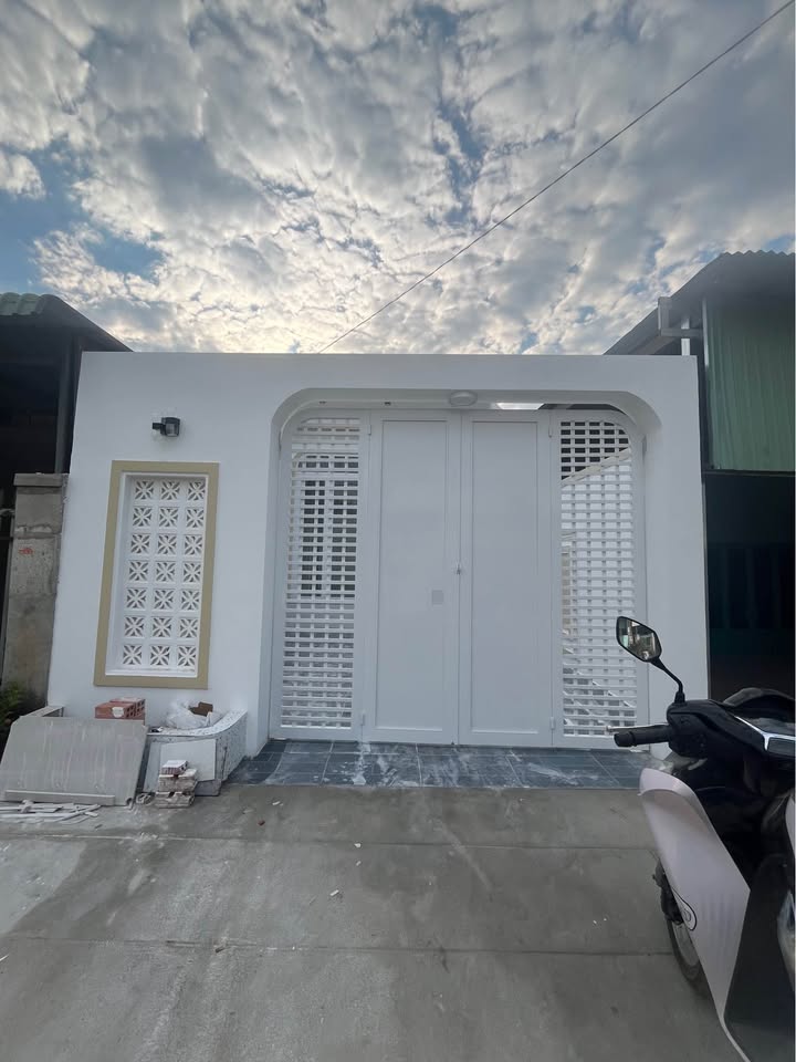 Nhà 117m² Hòa Thành, Tây Ninh - Giá 1.79 Tỷ, Hẻm Ô Tô