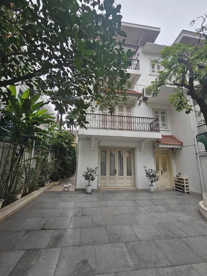 Biệt thự Pháp cổ Hoàn Kiếm 255m² 250 tỷ - Di sản giữa lòng Thủ đô