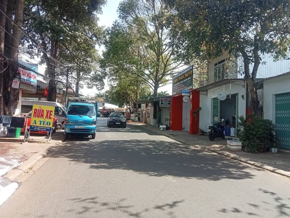 Nhà Mặt Tiền Nguyễn Khuyến, Buôn Ma Thuột - 360m², 25 Tỷ, Kinh Doanh Sầm Uất