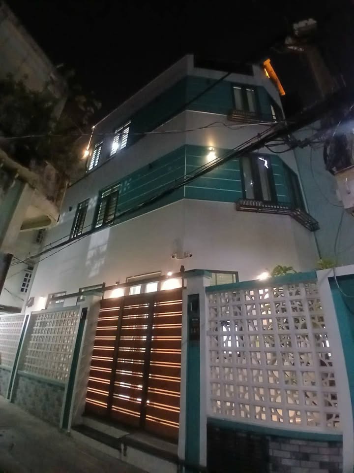 Bán nhà Quận 3 hẻm xe tải 56m² - Góc 3 mặt tiền cực thoáng