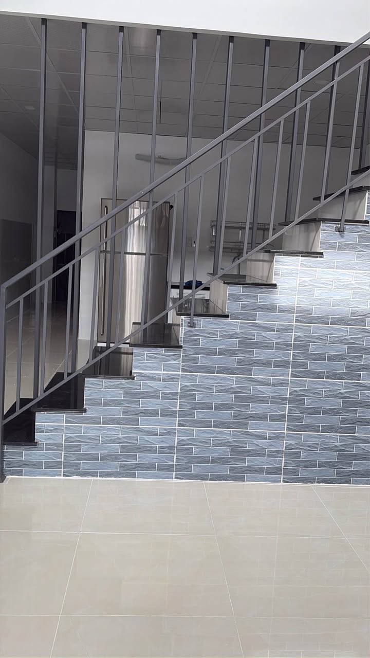 Thuê Nhà Nguyên Căn Điện Biên Phủ 3PN 15 Triệu - Mới 100% Sẵn Ở!