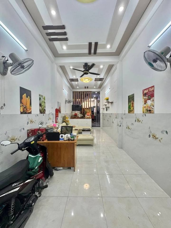 Nhà Phố 3 Tầng Đường Ngô Mây 93m² 7.2 Tỷ - Mặt Tiền Kinh Doanh Đắc Địa!