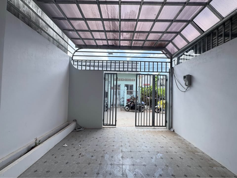 Nhà Hẻm Ô Tô Nguyễn Thiện Thành, Trà Vinh - 110m² Sổ Hồng, Giá 1.55 Tỷ