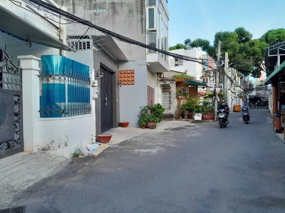 Thuê nhà nguyên căn Phạm Hồng Thái 150m² - Ô tô vào tận nhà!