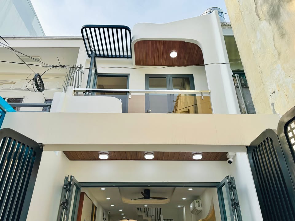 Nhà Phố 3PN Gò Vấp 54m² Giá 6.68 Tỷ - Trung Tâm Quang Trung