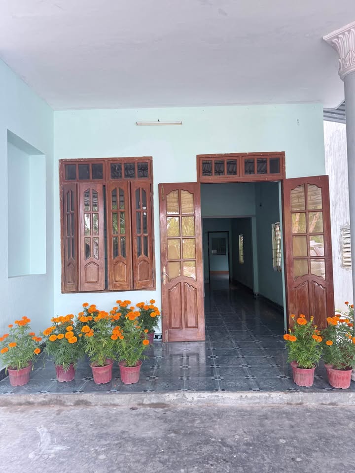 Bán Đất Tặng Nhà Cấp 4 Xã Diên An, Diên Khánh - 184m² Giá 2.1 tỷ