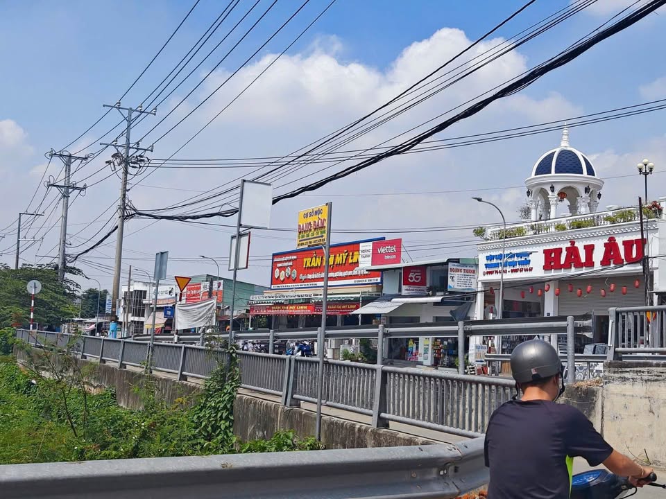 Bán Đất Vườn 2718m² Long Xuyên - Sổ Đỏ, Giá Tốt Đầu Tư