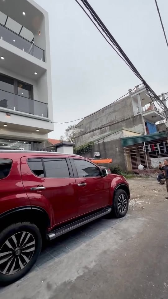 Nhà 3 Tầng Cẩm Bình 100m² - Full Nội Thất, Sẵn Sàng Ở Ngay!