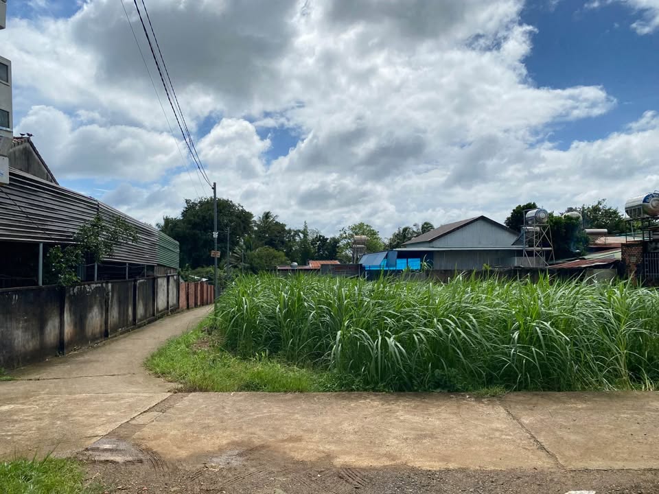 Đất nền Phường Khánh Xuân 297m² giá 2.05 tỷ - Lô góc 2 mặt tiền cực đẹp