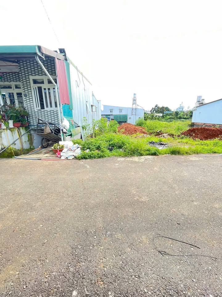 Bán đất Phan Chu Trinh Bảo Lộc 240m² giá 2.6 tỷ - Sổ đỏ chính chủ