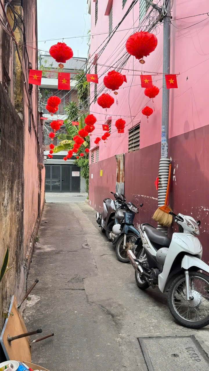 Nhà 28.7m² Mạc Đĩnh Chi, Nha Trang - Sổ Hồng Hoàn Công, Giá 3.2 Tỷ