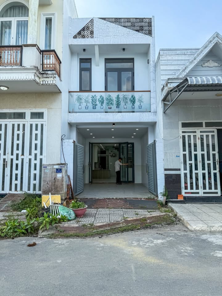 Nhà Trệt Lầu Sân Oto Đường Số 3 Ninh Kiều 64m² - Giá 3.09 Tỷ