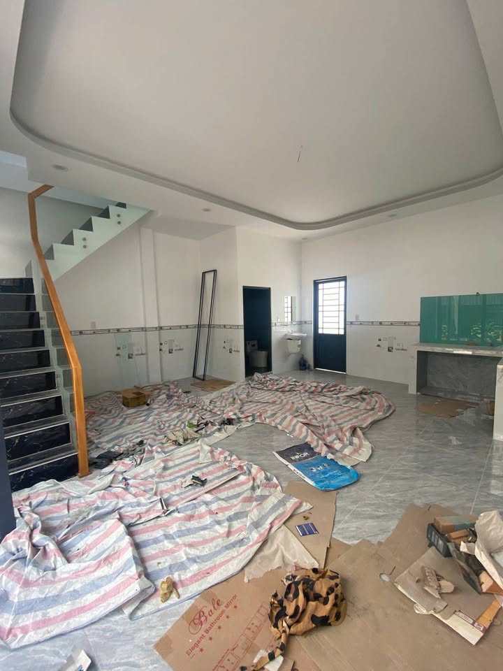 Bán Nhà Phố Bình Thủy 42m² Giá 1.89 Tỷ - Sẵn Sàng Ở Ngay!