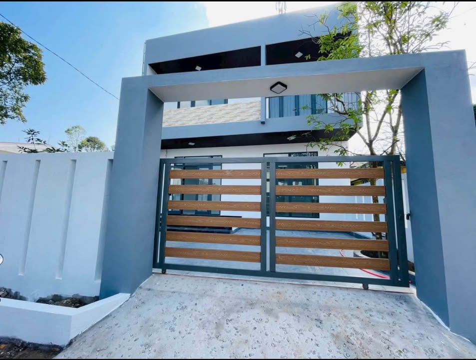 Nhà 2 Tầng Nguyễn Tất Thành, Phú Bài 126m² - Sẵn sàng ở ngay!