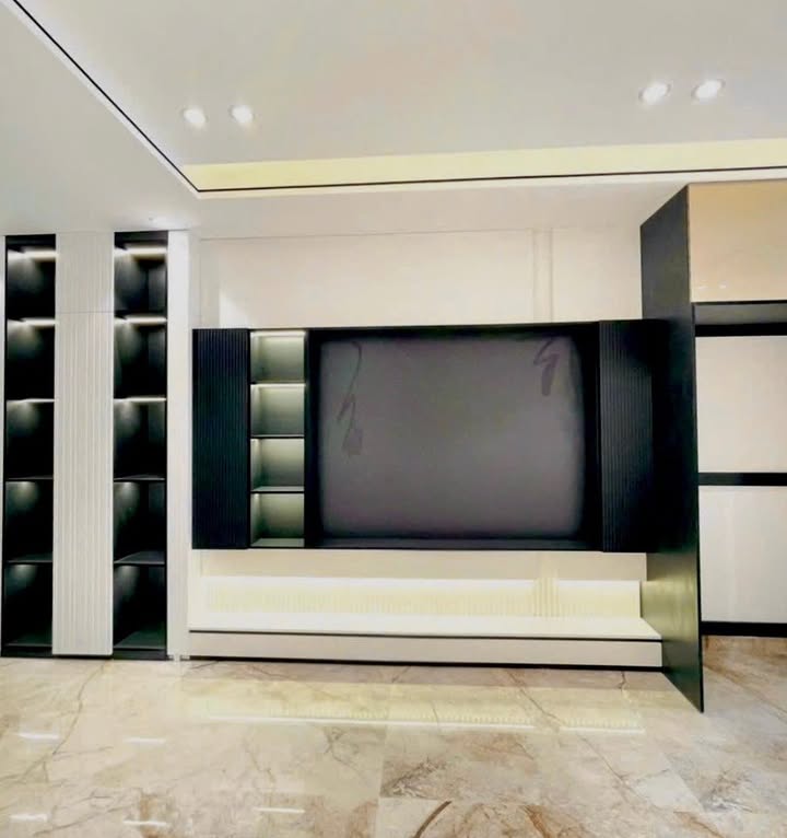 Nhà 7 Tầng Phân Lô Lê Chân, 60m² - Gần AEON, Vinhome Marina