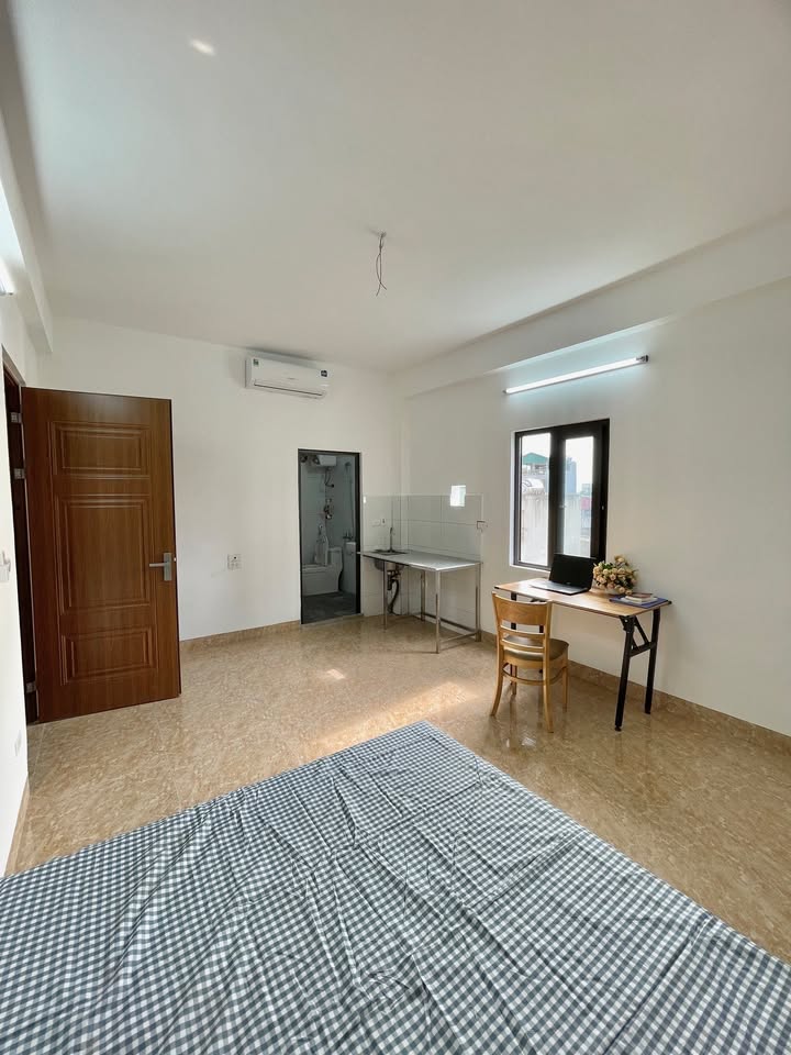 Thuê Studio Mễ Trì Thượng 3.9 triệu - Ban công thoáng, ở ngay!