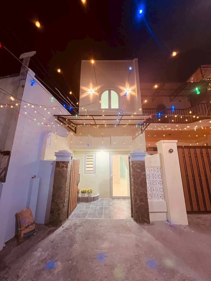 Nhà 1 Trệt 1 Lầu 50m² Hẻm Ô Tô Từ Văn Tư, Phan Thiết - Giá Tốt