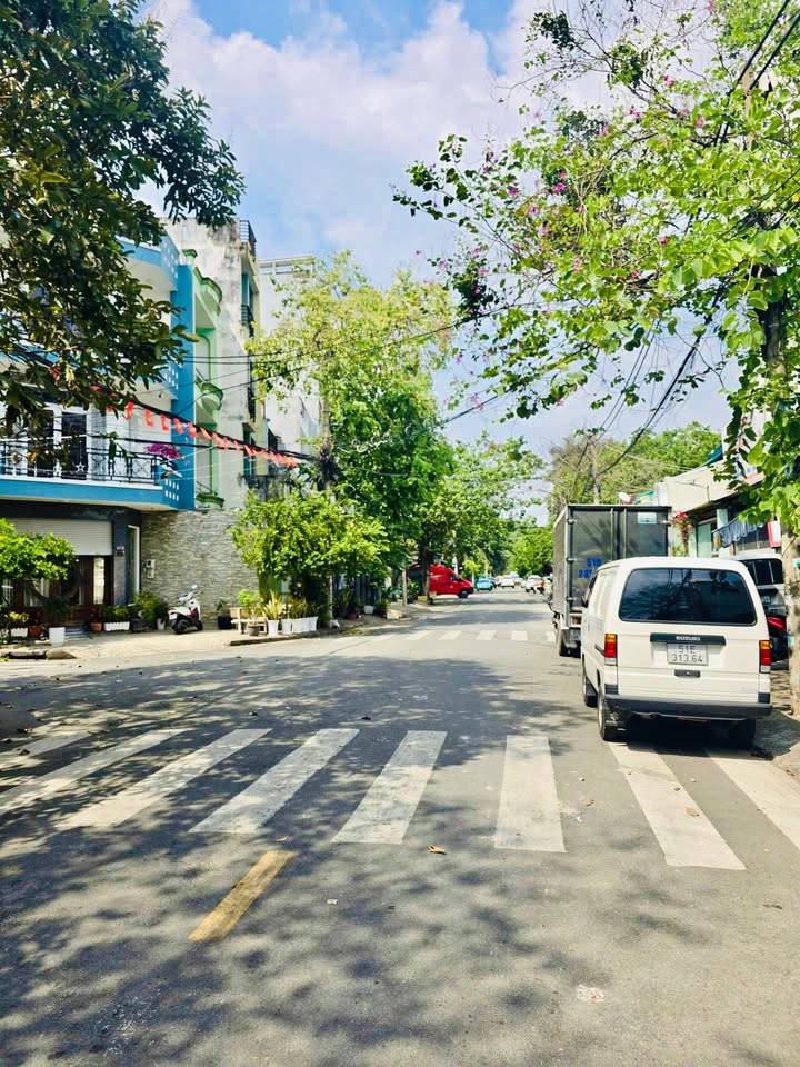 Đất MT Đường 13m Tân Phú - 108m² Sổ Hồng Vuông Vức - Giá 14 Tỷ TL