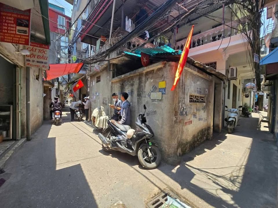 Nhà Tam Trinh, Hai Bà Trưng 30m² giá 7.5 tỷ - Sổ đỏ nét căng