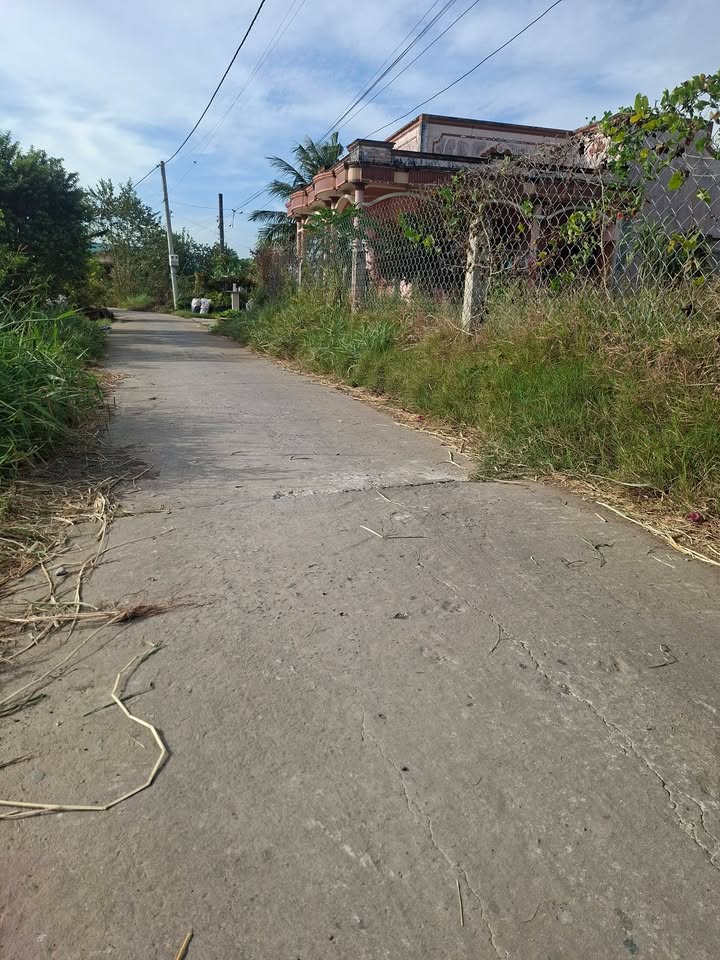 Đất Vàng Gò Công Đông - 408m² Thổ Cư, Sổ Hồng, Giá 1.2 Tỷ