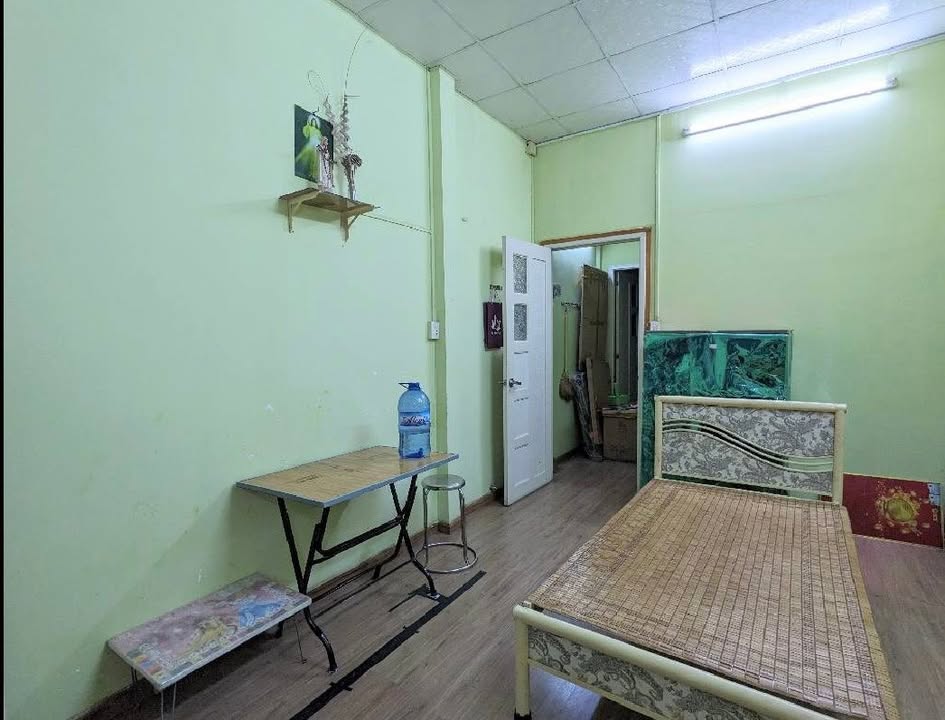 Nhà 72m² Cách Mạng Tháng Tám, Q10 - 3PN, 2 Tầng, Giá 6 Tỷ