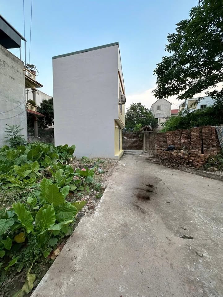 Đất nền Quốc Oai 40m² - Sổ đỏ chính chủ, giá tốt đầu tư