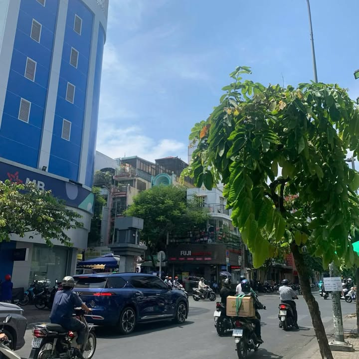 Nhà mặt tiền Nguyễn Đình Chiểu Q3 64m² 29.5 tỷ - Mặt tiền kinh doanh