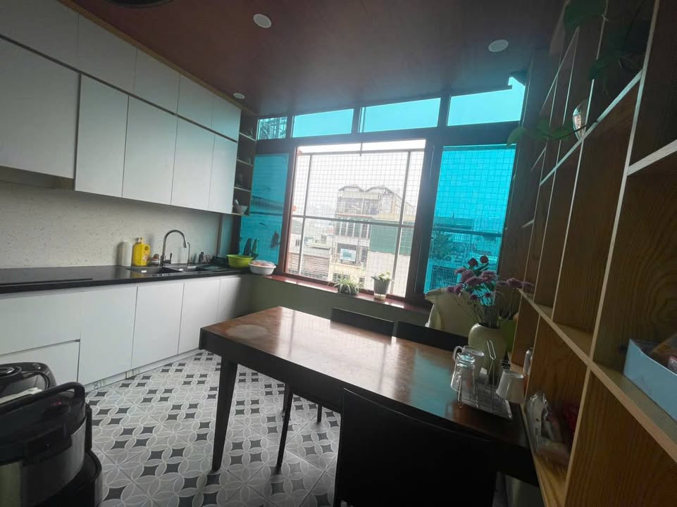 Bán nhà Minh Khai 32m² giá 8.5 tỷ - Vị trí đẹp, kinh doanh dòng tiền!